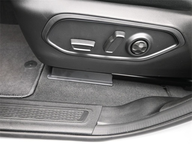 new 2025 Jeep Grand Cherokee L car, priced at $39,564