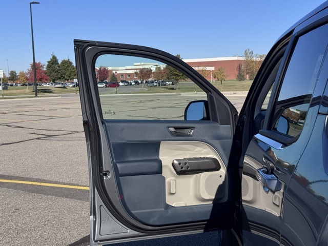 2025 Ford Maverick Lariat