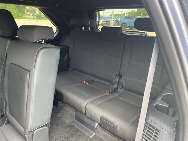 2025 Toyota Sequoia SR5 photo 13