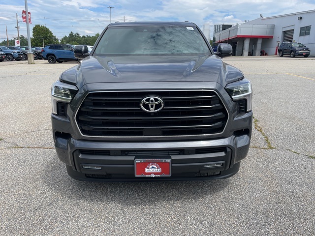 2025 Toyota Sequoia SR5 photo 2