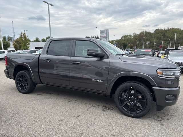 2026 Ram 1500 Laramie photo 9