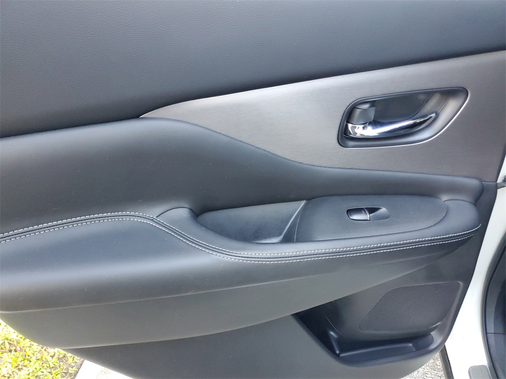 used 2023 Nissan Murano car, priced at $23,995