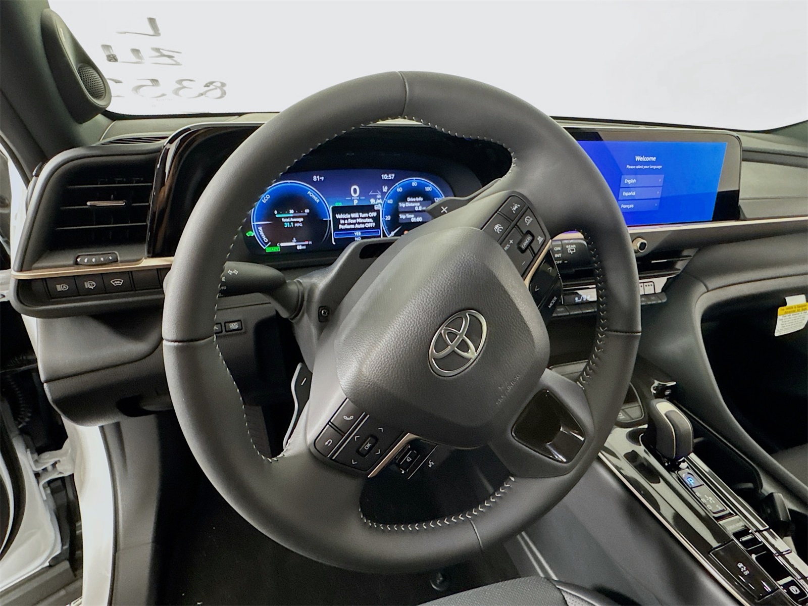 2025 Toyota Crown Signia Limited photo 6