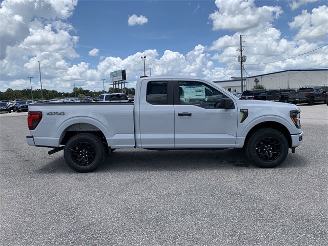 2025 Space White Metallic Ford F-150 STX 4X4 Truck