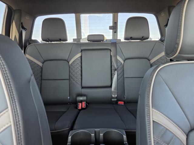2026 Gmc Canyon Denali photo 16