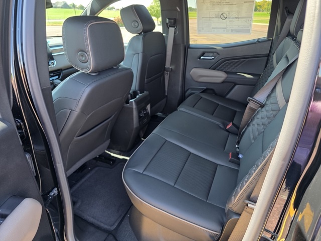 2026 Gmc Canyon Denali photo 18
