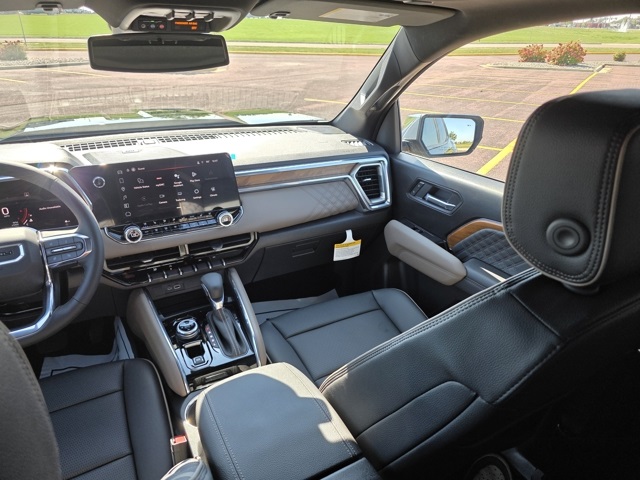 2026 Gmc Canyon Denali photo 19