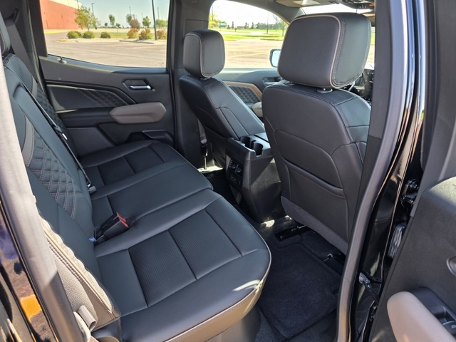 2026 Gmc Canyon Denali photo 23