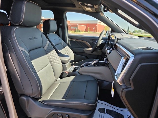 2026 Gmc Canyon Denali photo 24