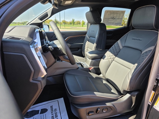2026 Gmc Canyon Denali photo 5