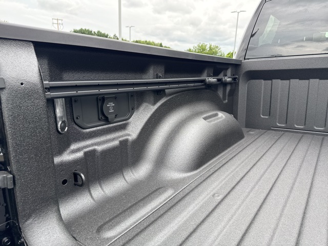 2026 Ram 1500 Tradesman photo 6