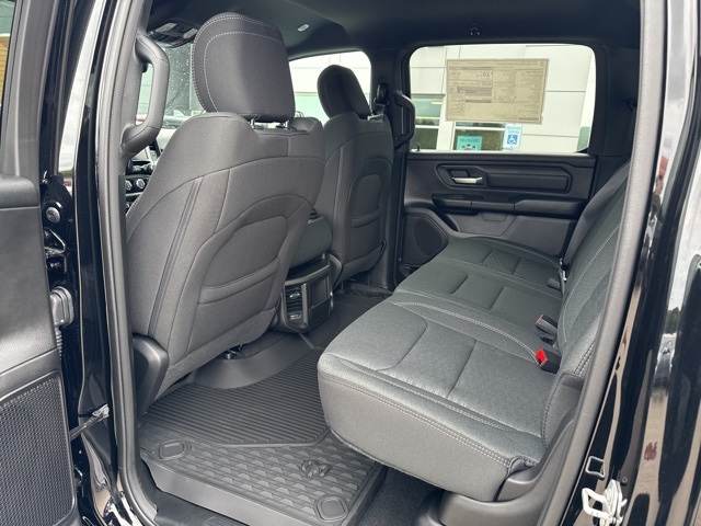 2026 Ram 1500 Tradesman photo 7
