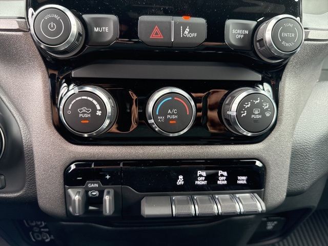 2026 Ram 1500 Tradesman photo 13