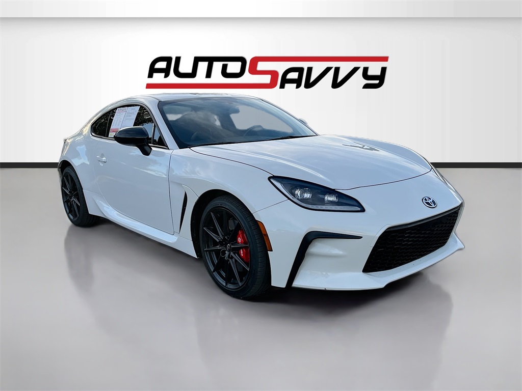 2025 Toyota GR86 Premium's photo