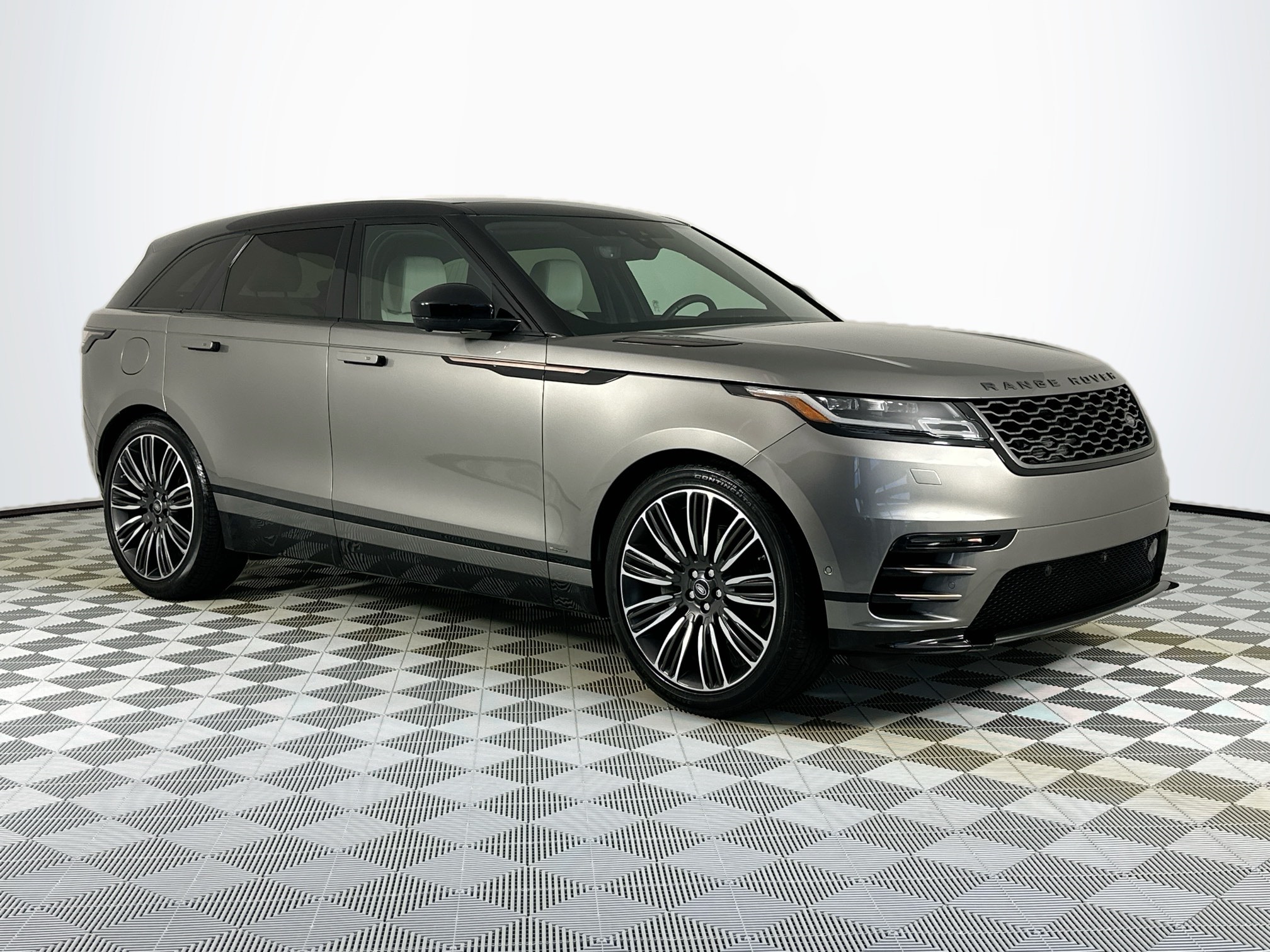 used 2018 Land Rover Range Rover Velar car, priced at $29,995