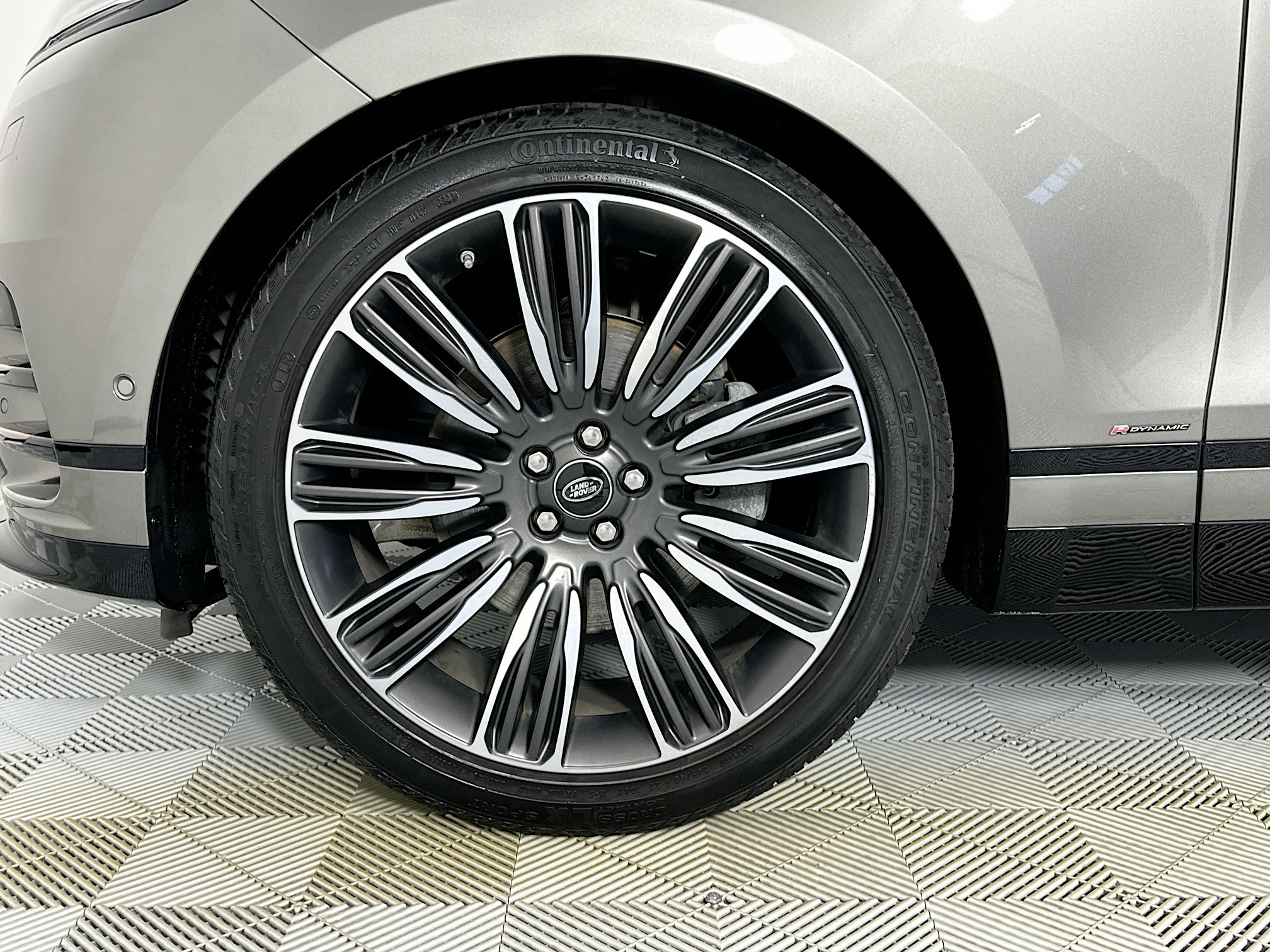 used 2018 Land Rover Range Rover Velar car, priced at $29,995