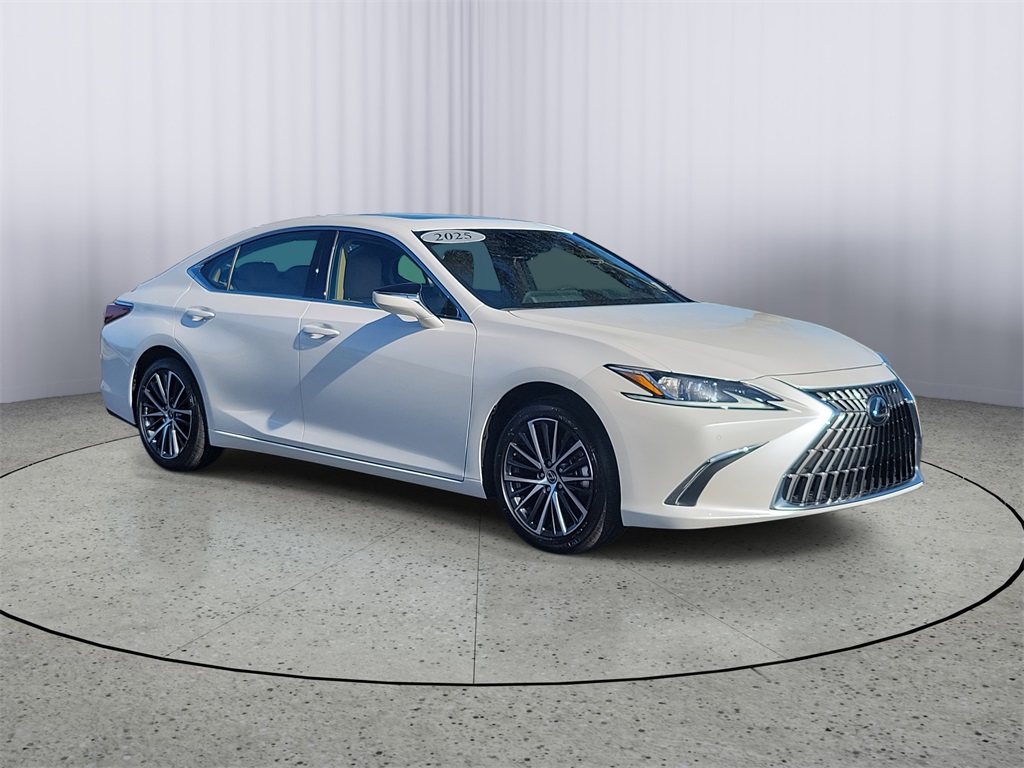 used 2025 Lexus ES car, priced at $42,998