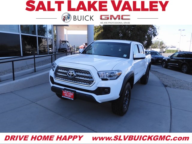 Used-2017-Toyota-Tacoma Used-2017-Toyota-Tacoma