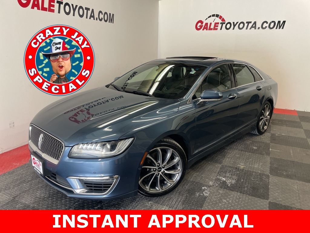 2018 Lincoln MKZ Reserve's photo