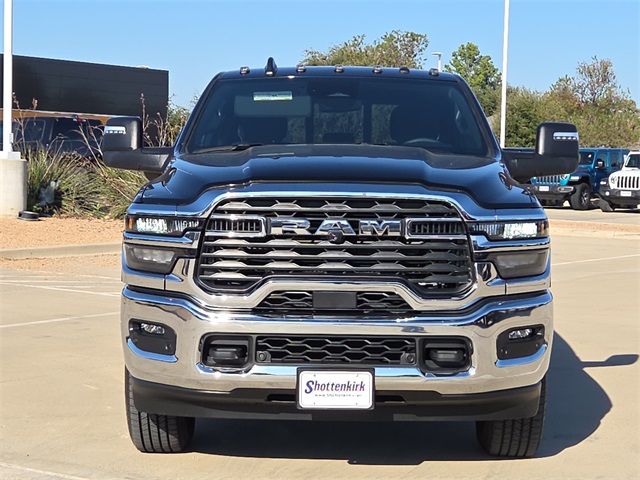 2025 Ram 2500 Tradesman photo 2