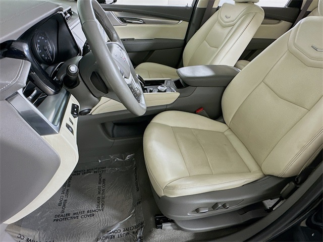 XT5 Premium Luxury