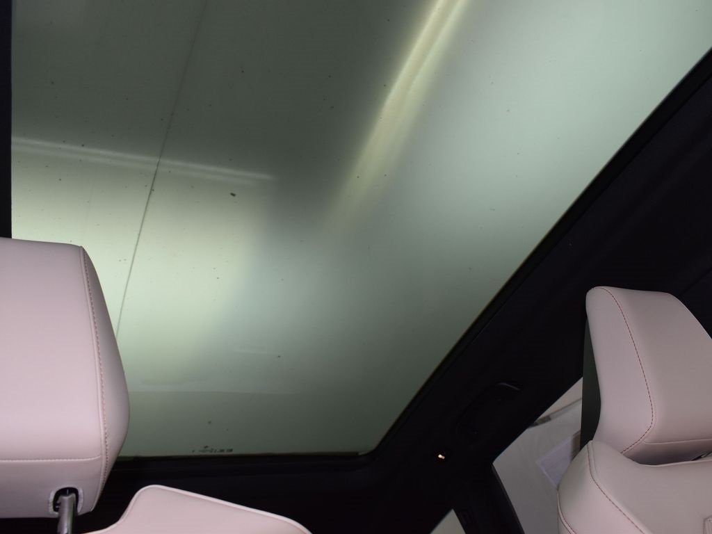 2025 Mineral White Metallic BMW X3 30 xDrive AWD SUV