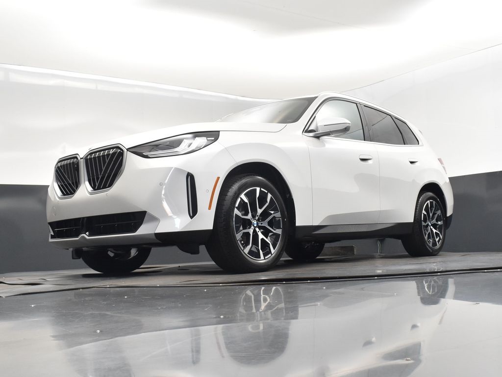 2025 Mineral White Metallic BMW X3 30 xDrive AWD SUV