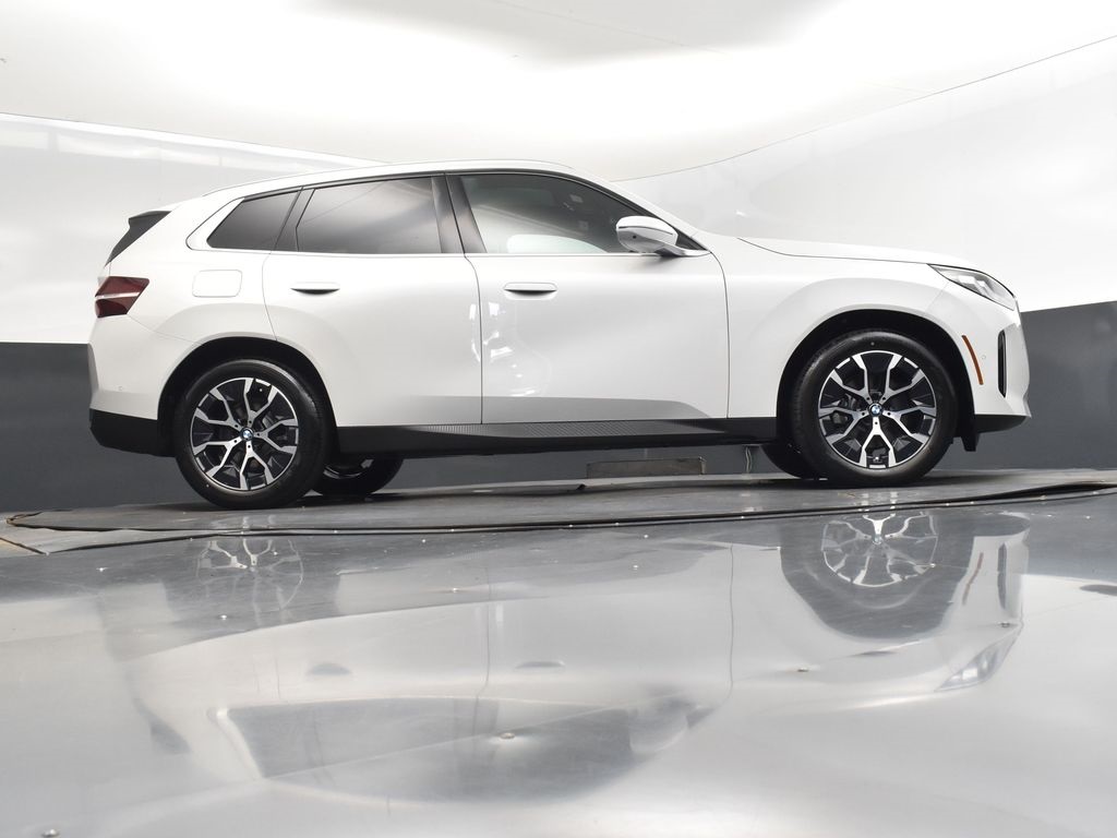 2025 Mineral White Metallic BMW X3 30 xDrive AWD SUV