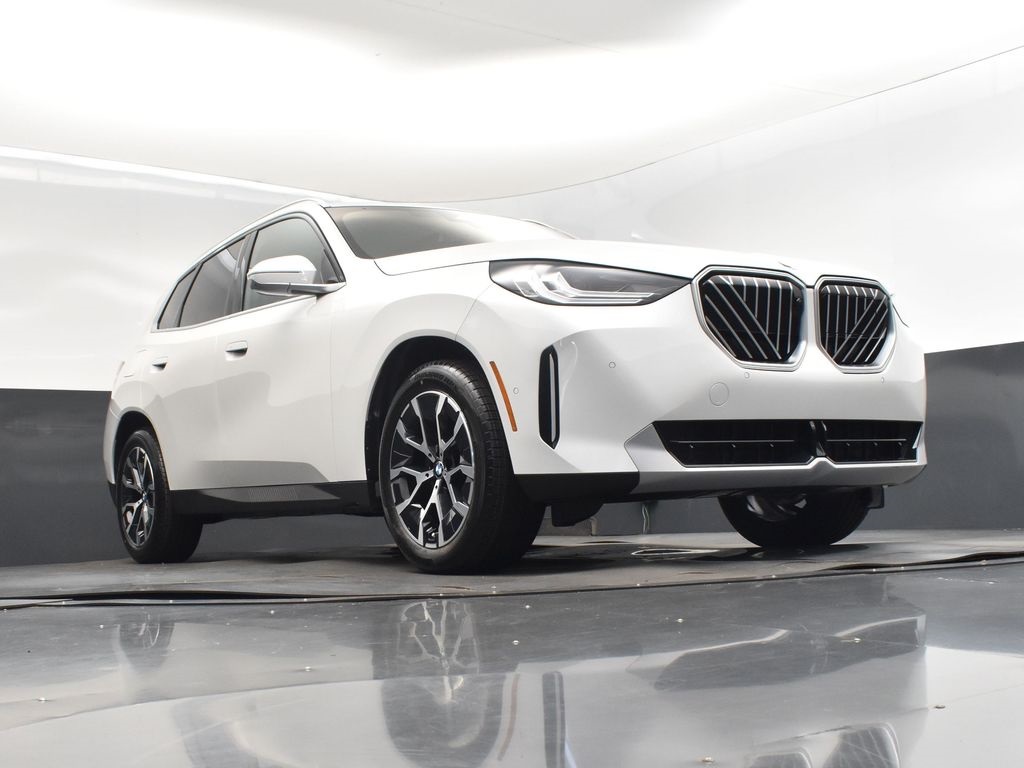 2025 Mineral White Metallic BMW X3 30 xDrive AWD SUV