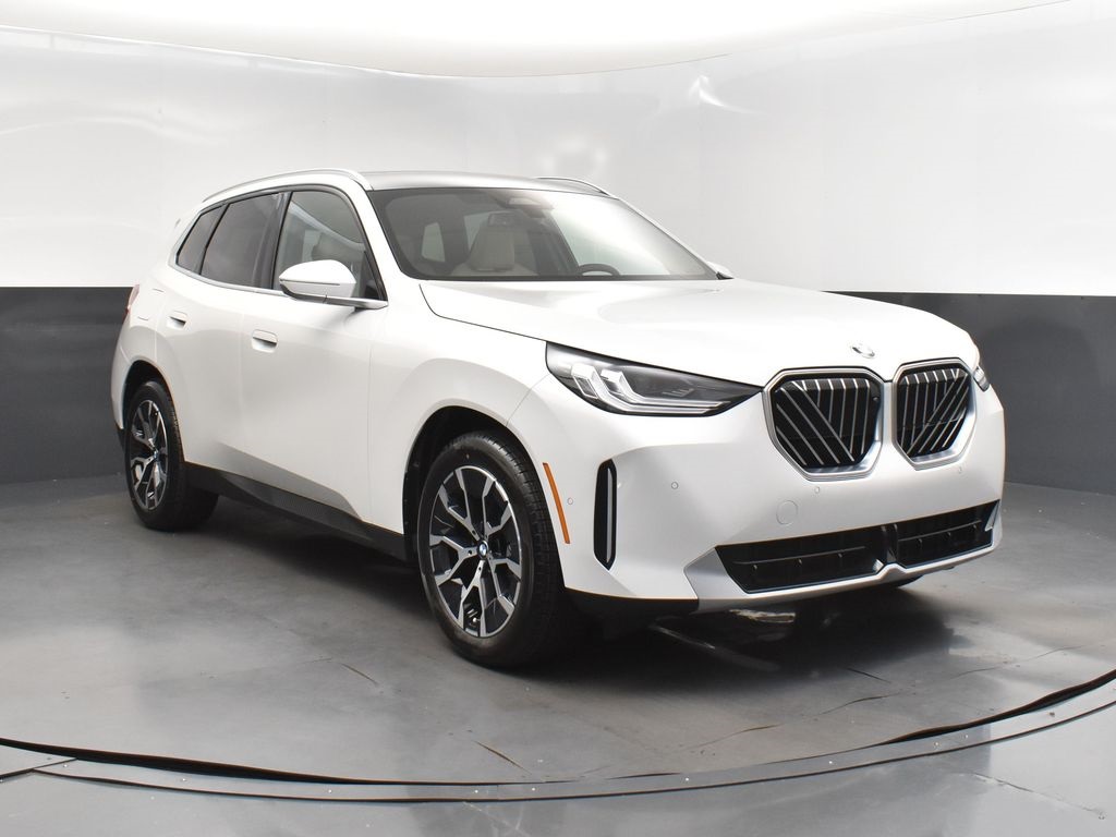 2025 Mineral White Metallic BMW X3 30 xDrive AWD SUV