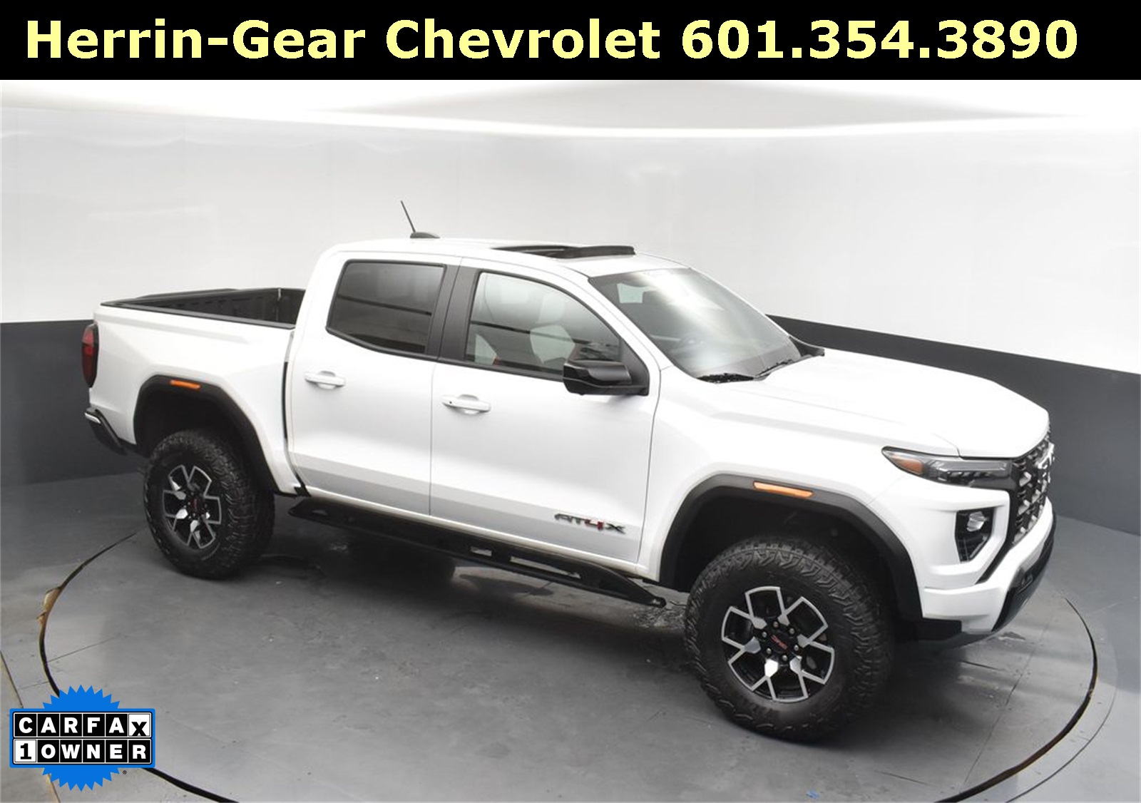 2024 Summit White GMC Canyon AT4X Truck