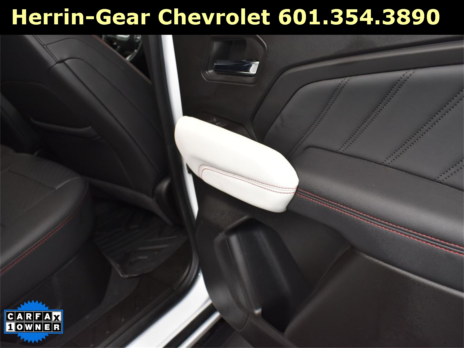 2024 Summit White GMC Canyon AT4X 4X4 Truck