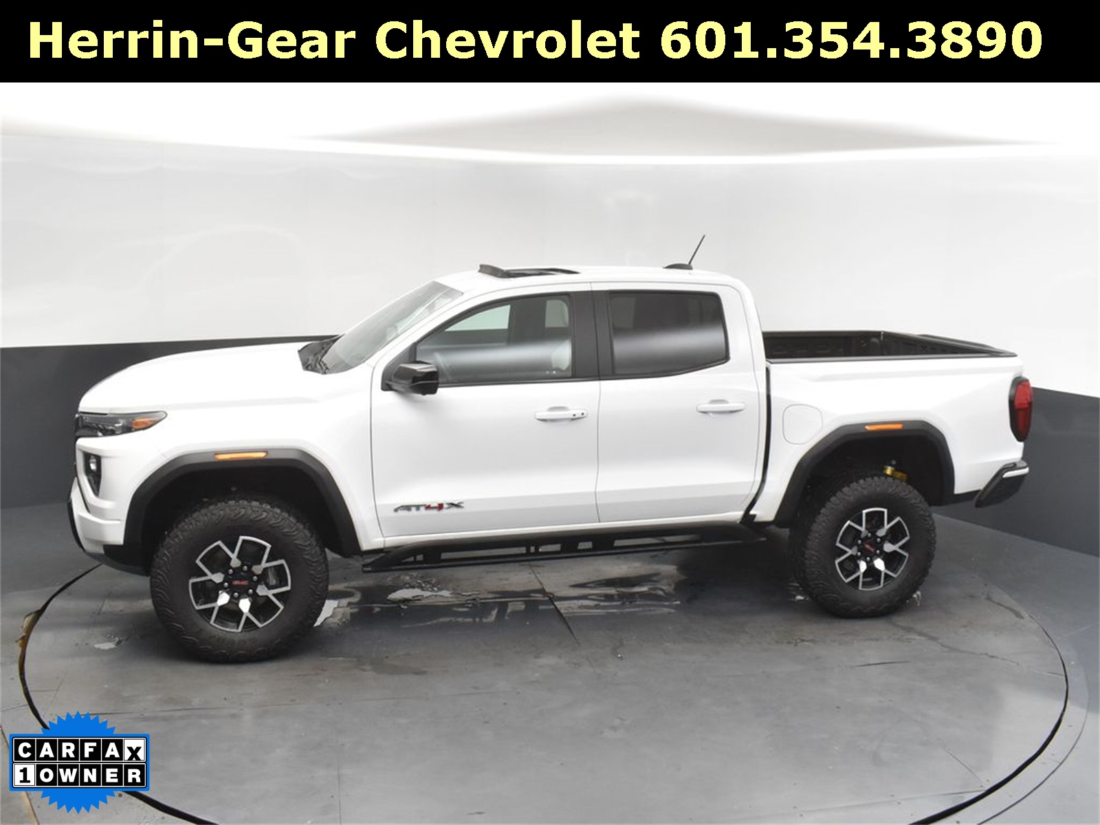 2024 Summit White GMC Canyon AT4X 4X4 Truck