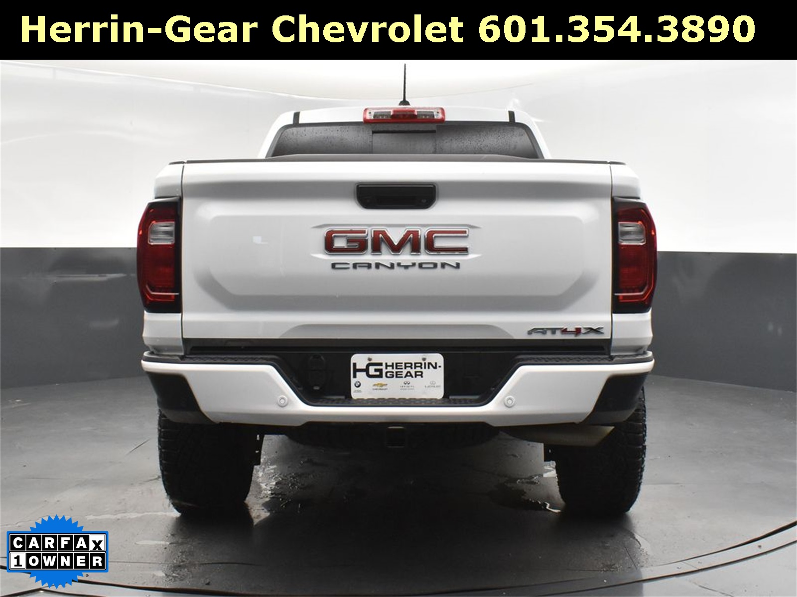 2024 Summit White GMC Canyon AT4X 4X4 Truck