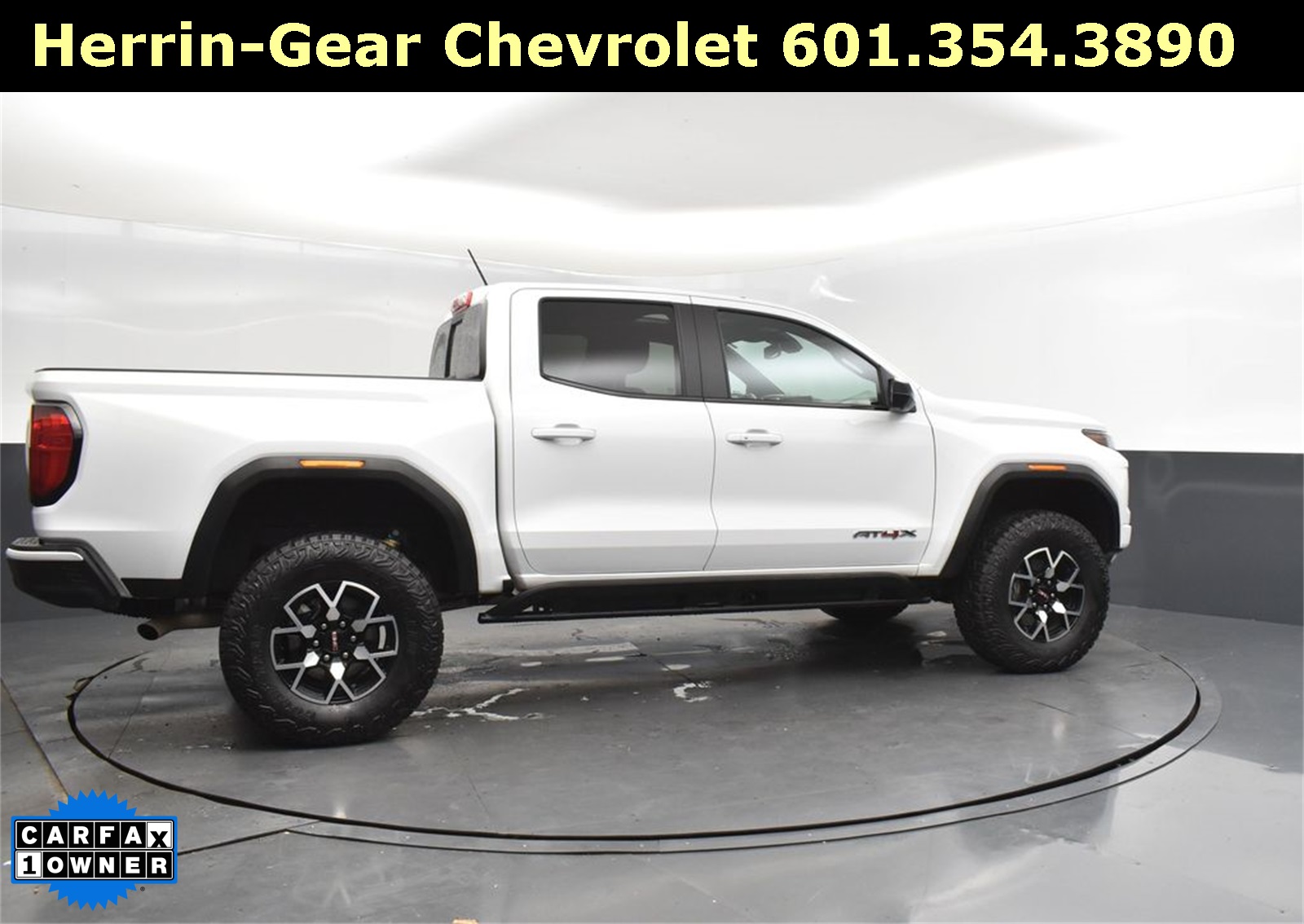 2024 Summit White GMC Canyon AT4X 4X4 Truck