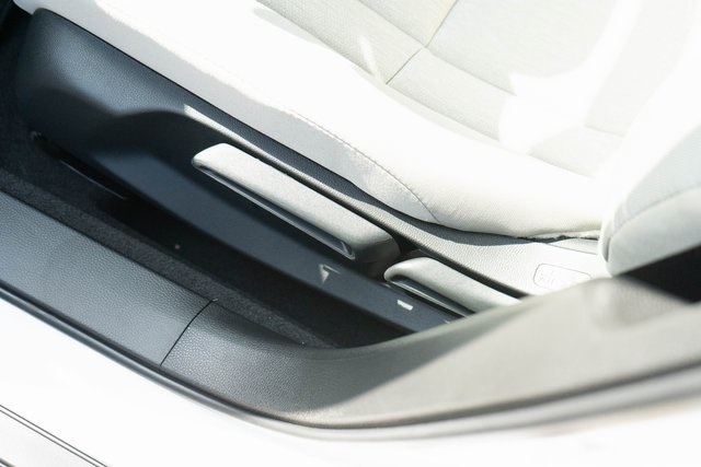 2025 Honda Accord 1.5T LX photo 12
