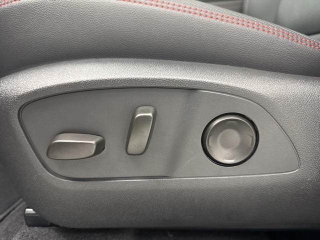 new 2026 Chevrolet Traverse car, priced at $55,750