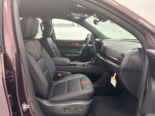 new 2026 Chevrolet Traverse car, priced at $55,750