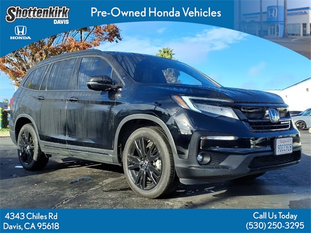 2022 Honda Pilot Black Edition's photo