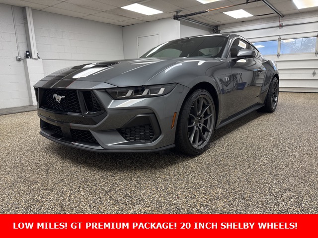 2024 Ford Mustang GT Premium's photo