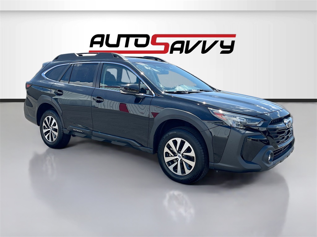 2023 Subaru Outback Premium's photo