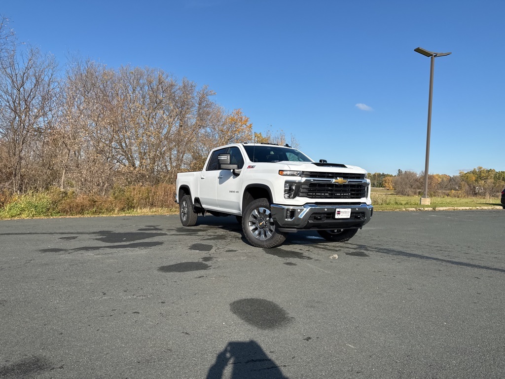 New 2026 Chevrolet Silverado 3500HD LT Trucks