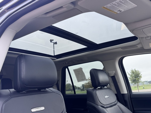2025 Ford Expedition Platinum photo 21