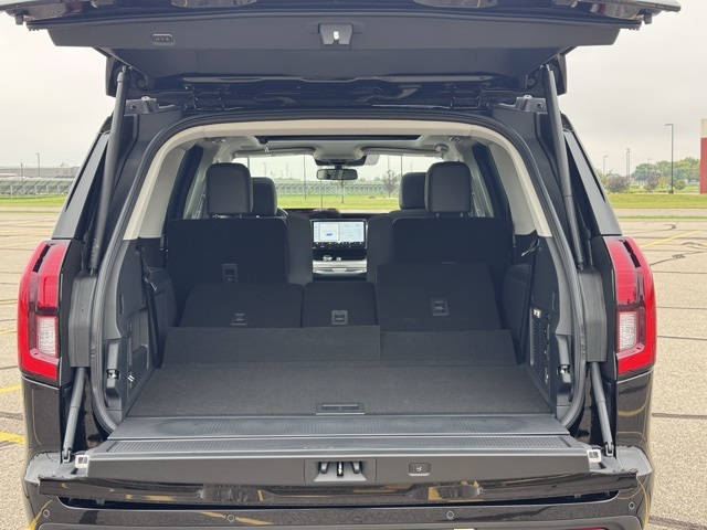 2025 Ford Expedition Platinum photo 35