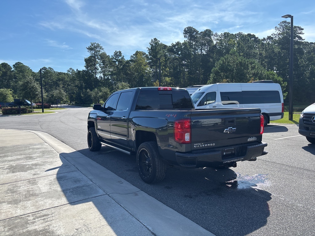 Used 2018 Chevrolet Silverado 1500 Crew Cab 4x4 Pickup for sale #SP1451 - photo 5