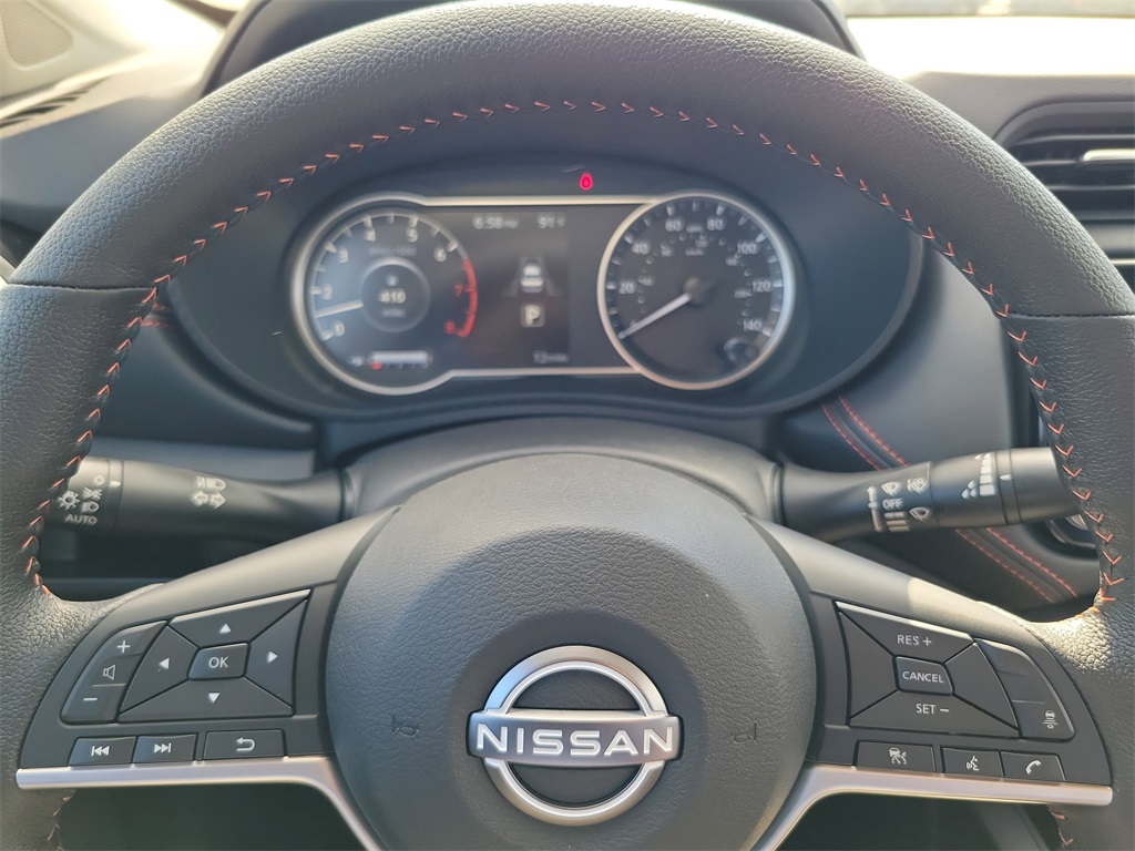 2025 Gun Metallic Nissan Versa 1.6 SR FWD Sedan