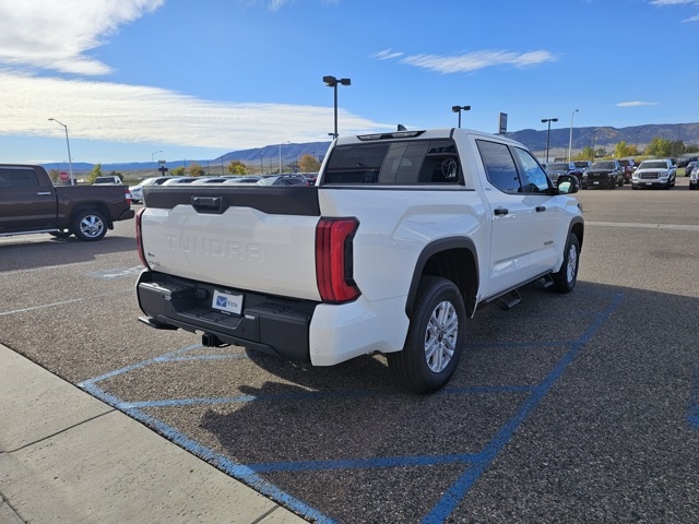 2026 Toyota Tundra SR5 CrewMax photo 2