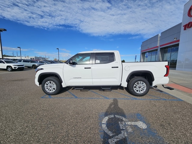 2026 Toyota Tundra SR5 CrewMax photo 6