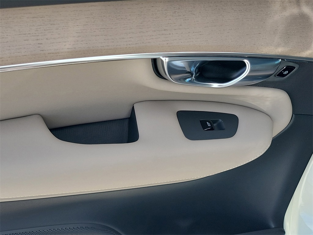 new 2026 Volvo XC90 car, priced at $72,645