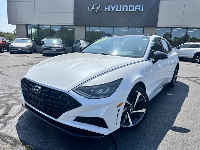 2022 Quartz White Hyundai Sonata SEL Plus Sedan